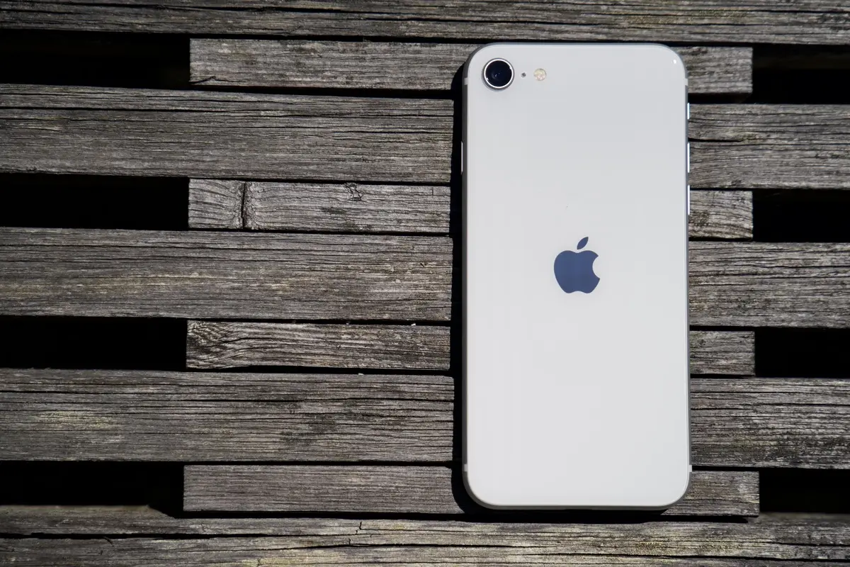iPhone SE 2022 苹果看房