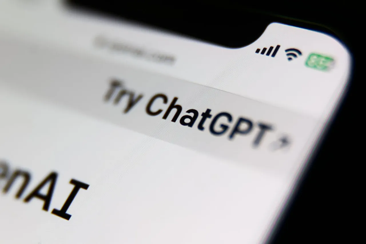 谷歌加强与 ChatGPT 竞争对手的合作