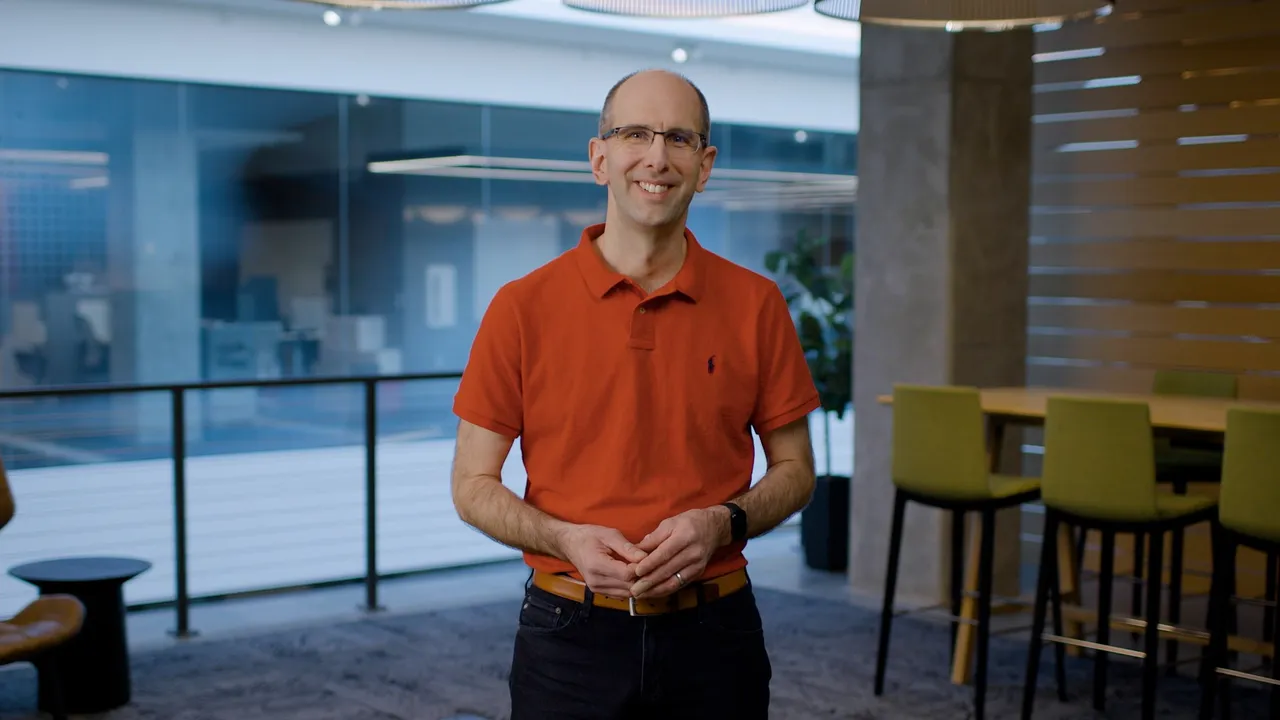 Microsoft Cloud 和 AI 负责人 Scott Guthrie 介绍 Microsoft Cloud 客户的新功能和下一步