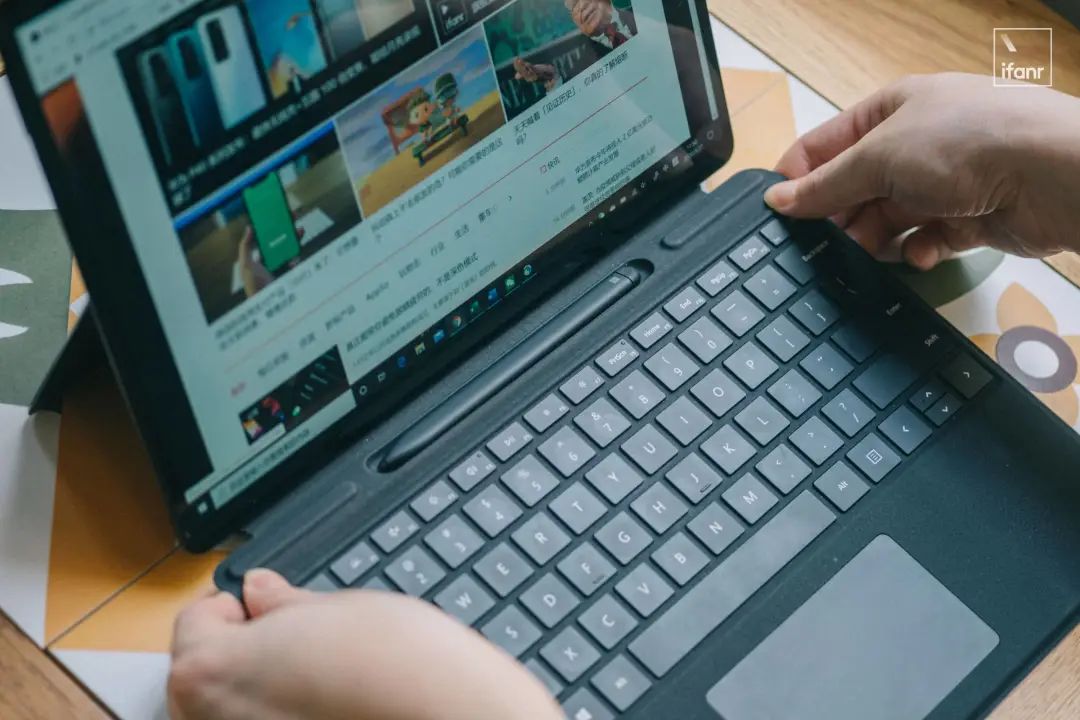 苹果计划将iPhone处理器引入MacBook,但面临诸多技术挑战