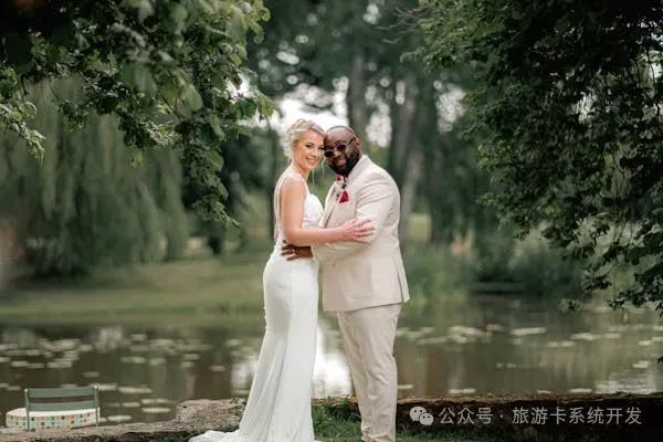 创业秘籍:如何搭建专属APP与小程序,实现定制开发不烧钱