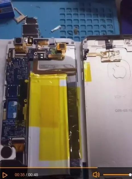 首家共享充电宝关停原因揭秘,Surface Book 2新品发布,儿童智能手表购买需谨慎 | 雷锋早报