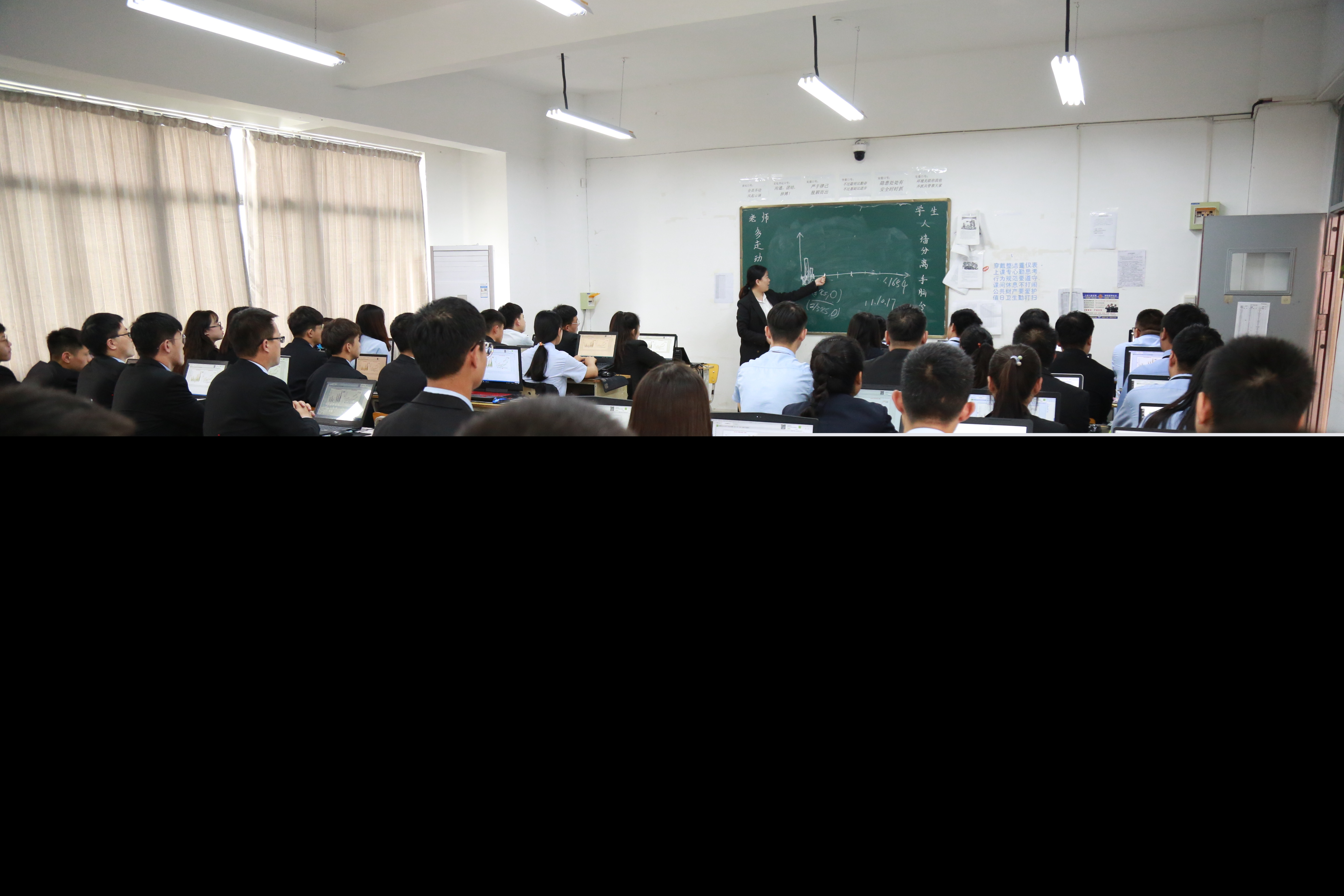 软件开发工程师的职业优势:高薪、创新与职业发展前景