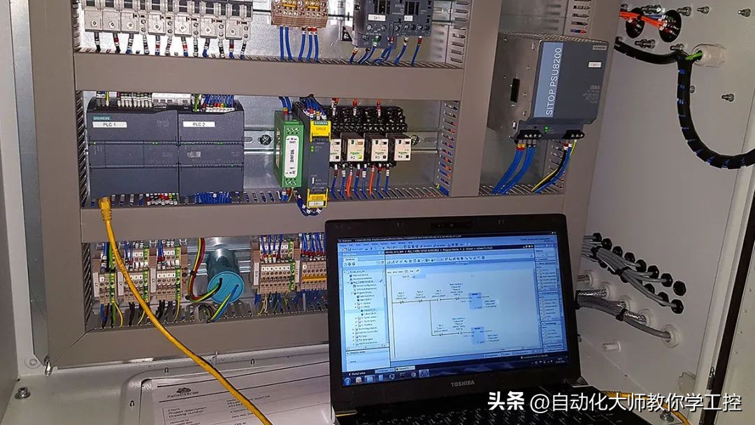 PLC与嵌入式系统对比:嵌入式会取代PLC吗?深度解析两者优劣