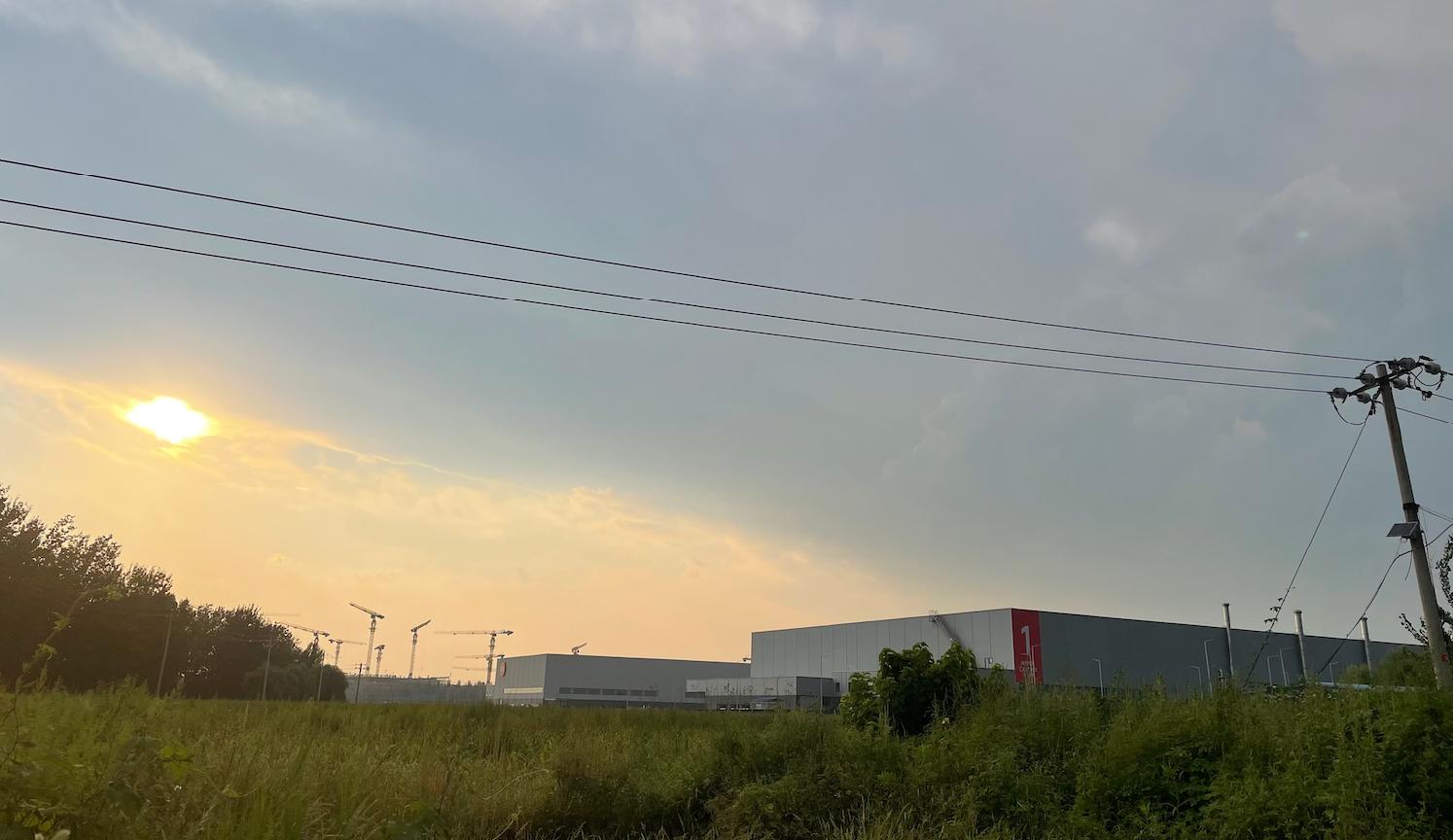 北京亦庄小米汽车工厂实探:量产落地箭在弦上,第一财经记者深度报道