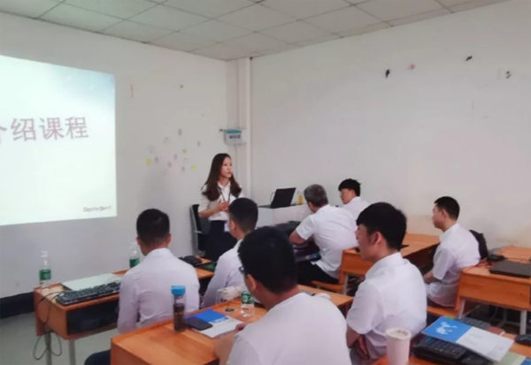 软件开发好学吗?初学者入门指南与学习技巧