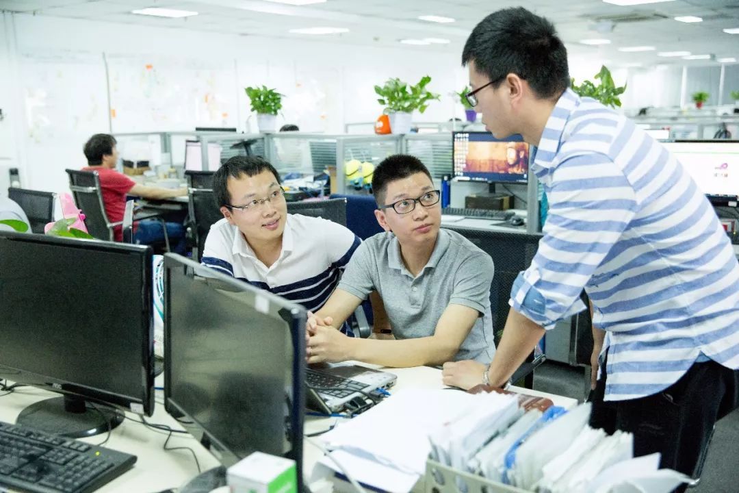 AI浪潮下,为何软件开发人员依然无可替代?深度解析