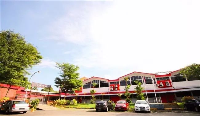恭喜颜同学被新加坡共和理工学院手机软件开发专业录取,开启科技新篇章