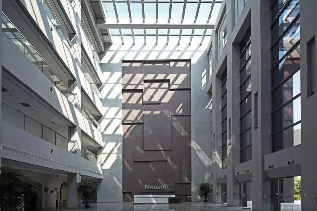 东软(广州)国际软件园软件研发楼设计与功能详解