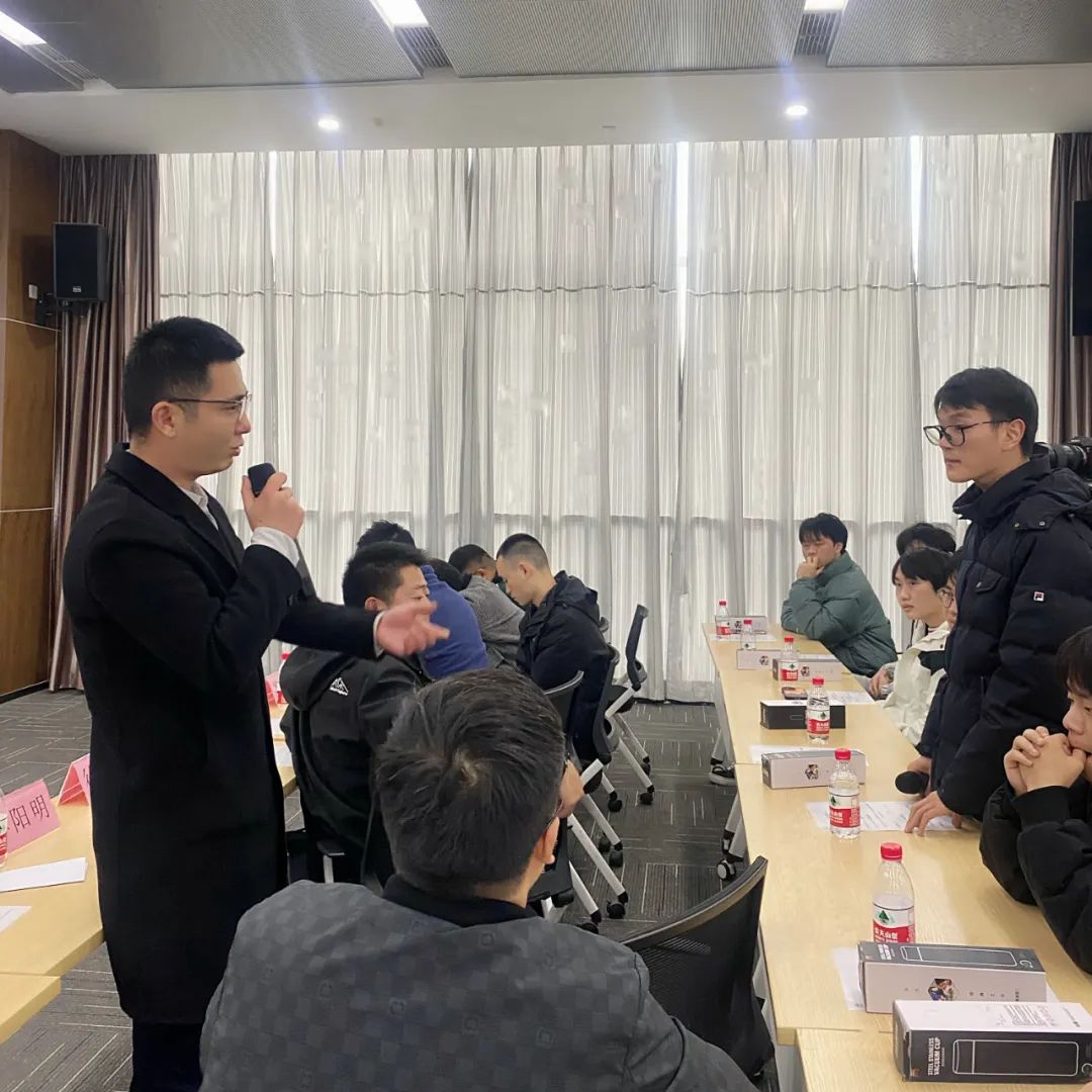 华为云计算携手四川狼码教育成功举办软件开发赋能行业应用沙龙