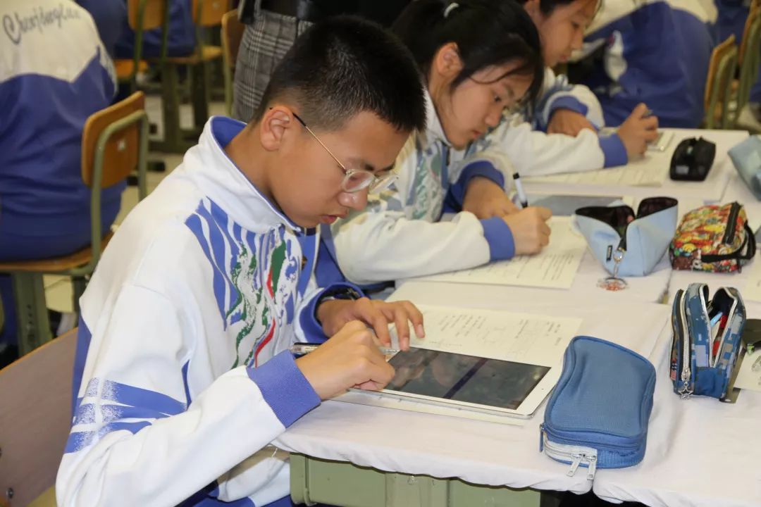 GeoGebra软件如何助力数学课堂,开启教学新时代的全面解析