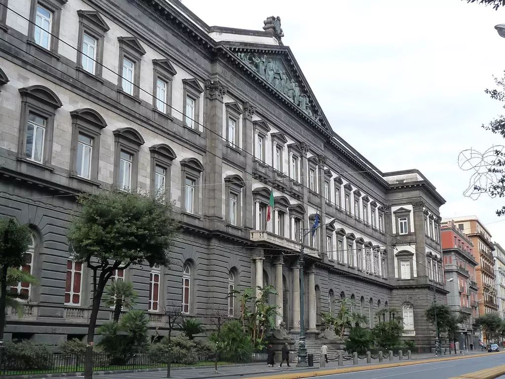 苹果首次在高校开设iOS开发课程,这所大学成为首选