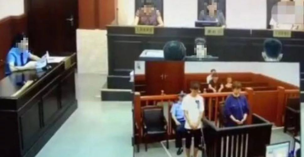 直播诈骗700万!千万粉丝主播祁天道被捕,揭露网络直播背后的黑幕