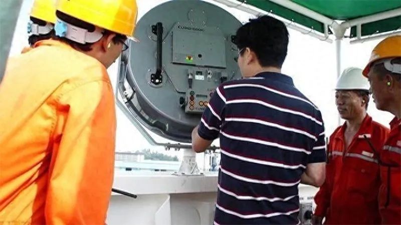 越南接收美国新设备用于对付中国渔民,使用前需慎重考虑