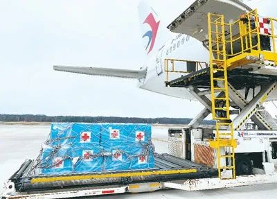 中国呼吸机产能占全球1/5 国际订单超2万台 展现医疗制造实力