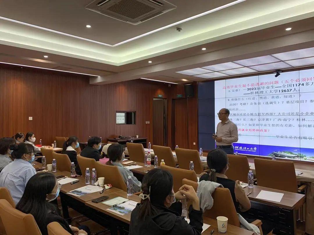 2017年桂林最新招聘信息汇总及求职指南