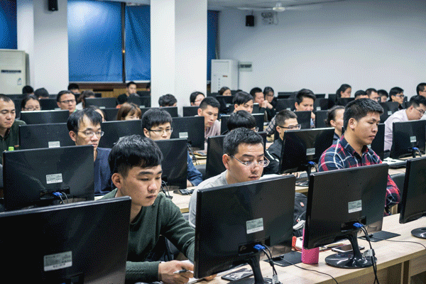 政府全额补贴化妆PSOffice课程!线上健康管理育婴师等技能培训也可申请