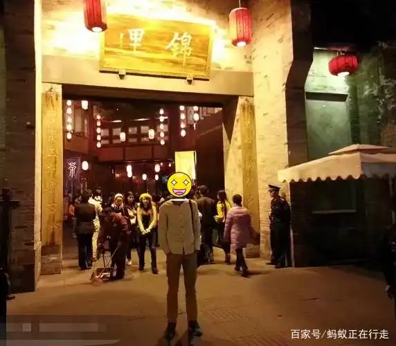 成都天府三街程序猿讲述身边见闻:成都有程序员跳楼