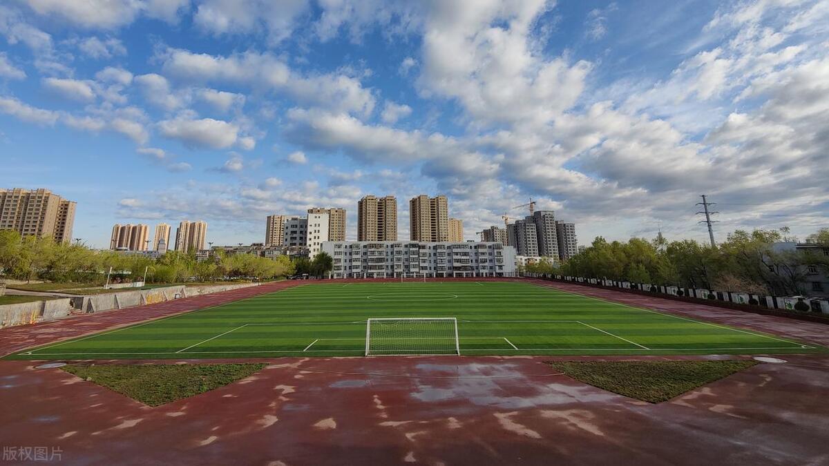 2025湖北高考:值得选择的性价比高校及专业有哪些?