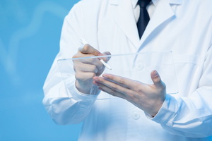 找软件开发公司做系统交定金后数月未完成,该如何处理?